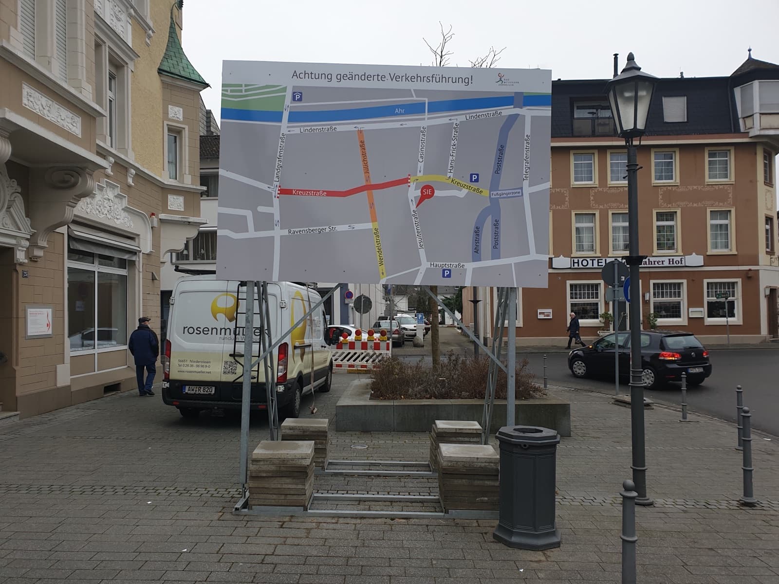 Shapefruit Verkehrsleitschild Jesuitenstrasse